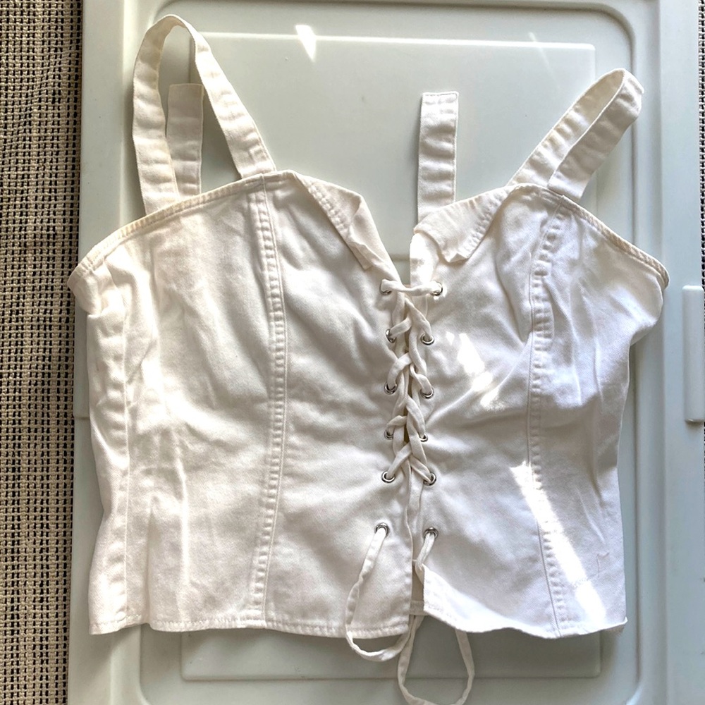 Xoxo white adjustable top